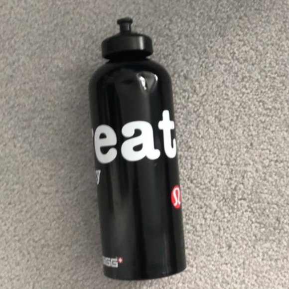 Sweat Once A Day Lululemon SIGG waterbottle - Picture 2 of 3